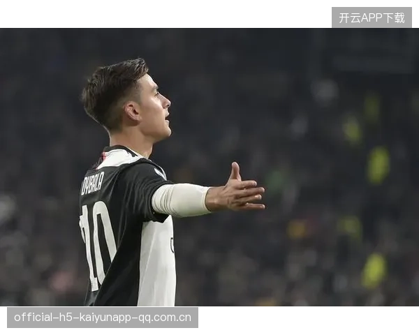 尤文点球机会把握到位，迪巴拉主罚稳稳命中